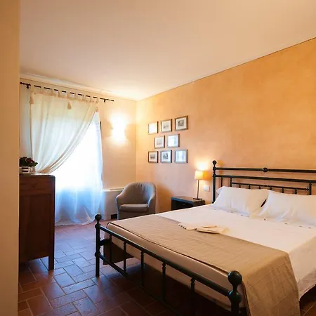 Borgo Tra Gli Olivi