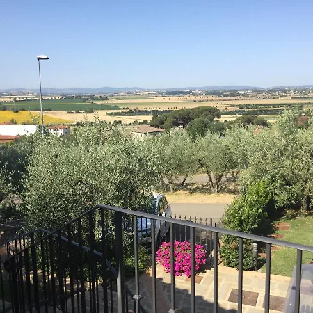 Farm stay Agriturismo Borgo Tra Gli Olivi