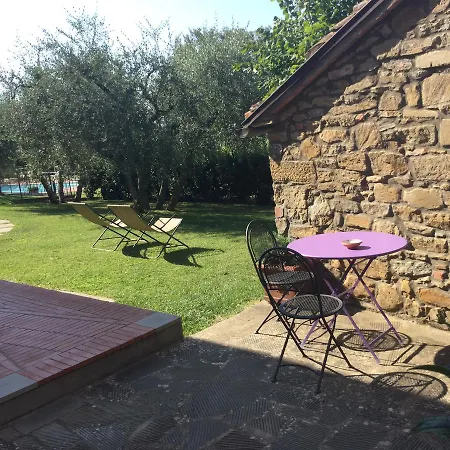 Agriturismo Borgo Tra Gli Olivi *